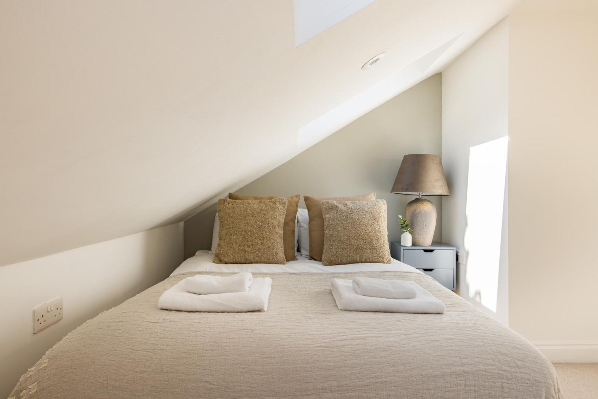 The Stratford Villa London Exterior photo